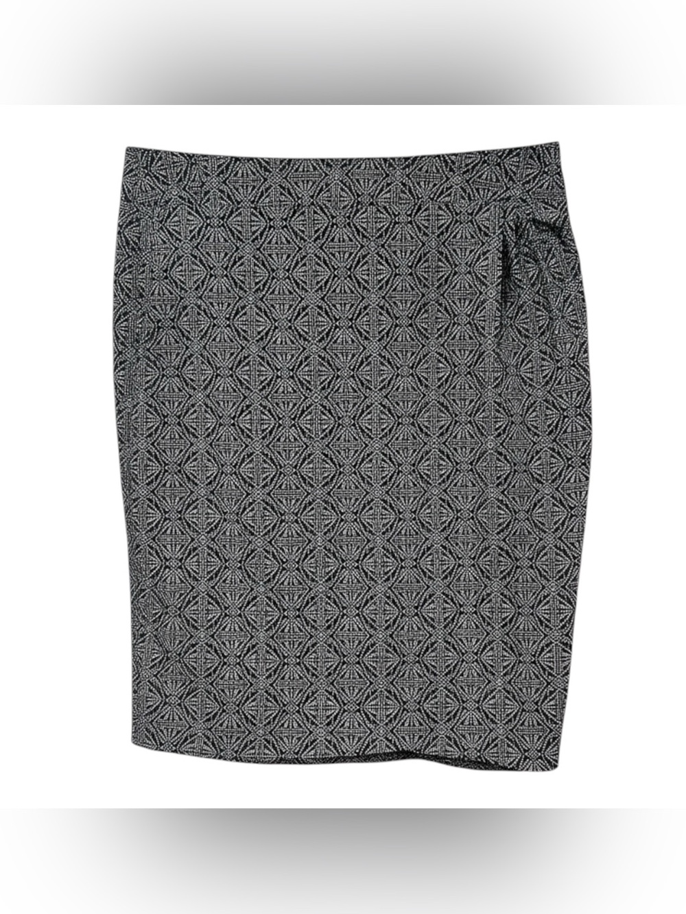 Ripskirt Hawaii Black & White Geometric Midi Skirt Nice Shins Easy On and Off
